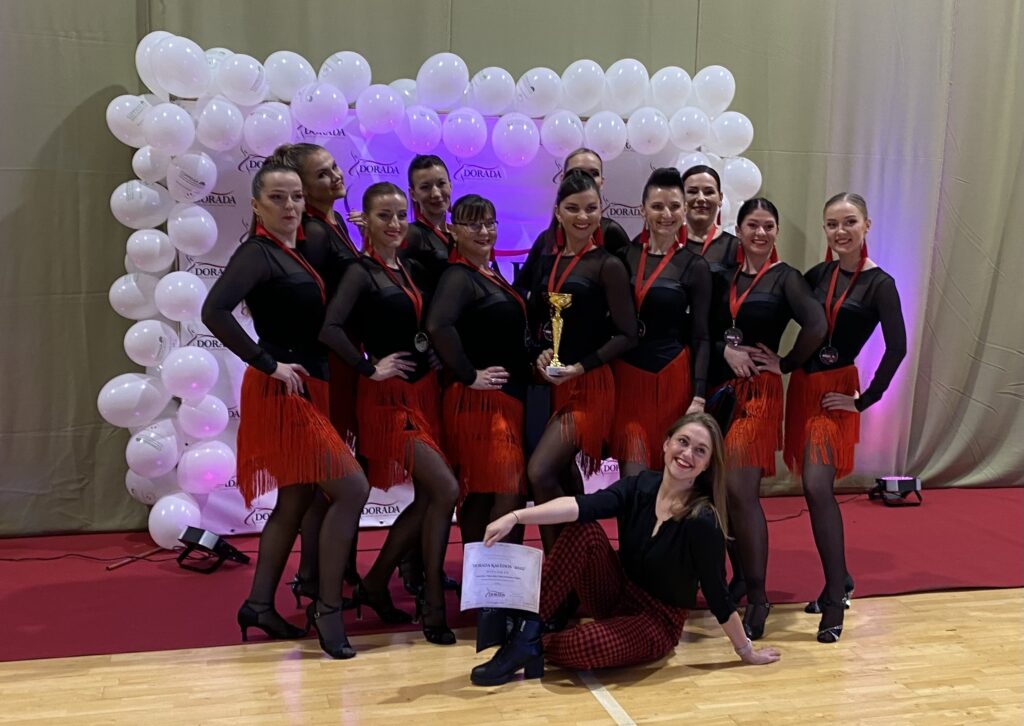 Latino divos solo Eglė Valentaitė